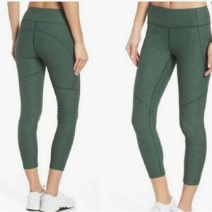 OUTDOOR VOICES XL HEATHER GREEN LEGGINGS
